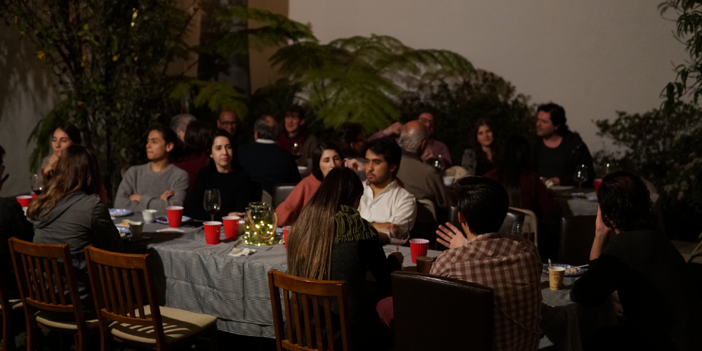 cenando en navidad