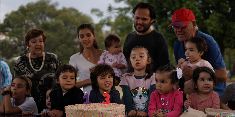 pastel y familia
